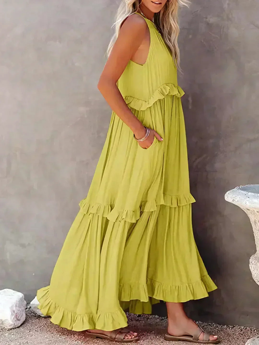 Sarah | Halter Ruffle Maxi Ruha (Majdnem elfogyott)